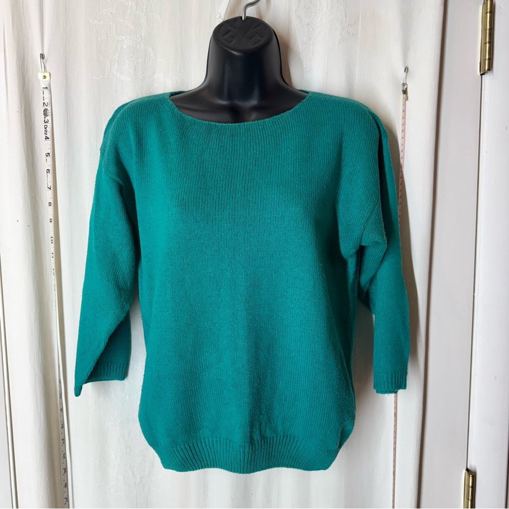 Vintage Women's Chaus Sweater